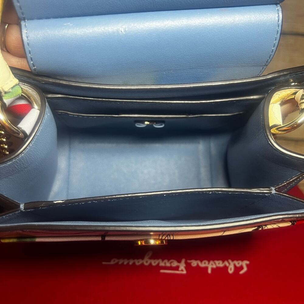 Salvatore Ferragamo Vara Bow Crossbody - Picture 9 of 14